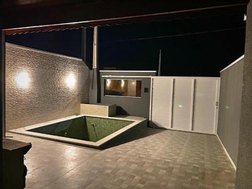 Imagem 5 de 12 de Casa À Venda Com Piscina Em Peruíbe. 7552 M H