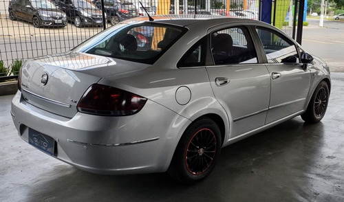 Imagem 4 de 7 de Fiat Linea 1.8 Lx 16v Flex 4p Automatizado