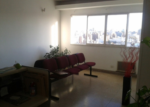 Depto 3 Dormitorios A La Venta Pleno Centro Piso 14