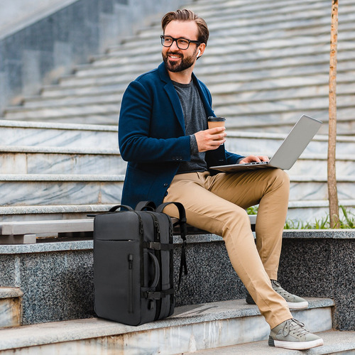 Mochila Masculina Executiva Expansível Para Viagem 45l
