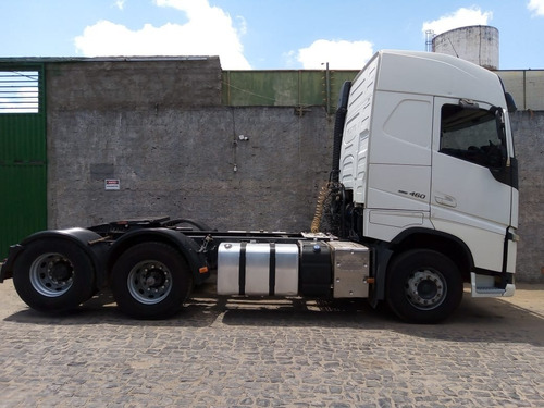 Imagem 2 de 5 de Volvo Fh 460