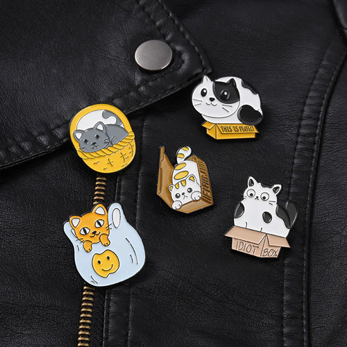 5pcs Cartoon Cat Enamel Brooches Kitten Brooch Pins For