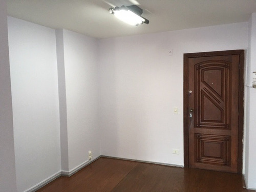 Imagem 7 de 14 de Sala Comercial Para Alugar Na Rua Uruguaiana, Centro, Rio De Janeiro - Rj - Liv-2346