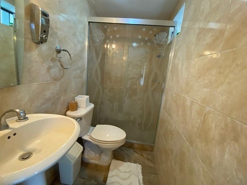 Imagen 10 de 17 de En Venta Casa Quinta De Dos Niveles, Macaracuay 631m2, 5h, 7b, 4m,5pe