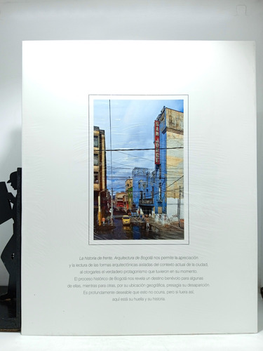 Imagen 3 de 3 de La Historia De Frente - Arquitectura De Bogotá - Letrarte
