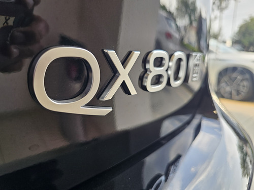 Infiniti QX80 3.5 V6 Sensory 8 Pasajeros