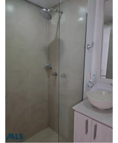 Apartamento En Excelente Ubicación.(mls#254231)