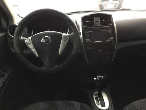 Imagen 10 de 13 de Nissan Versa Advance At 2016