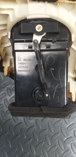 Rejilla Difusor Izquierdo Cruze 2011 1.4 Turbo Automático (Usado)