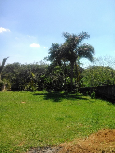 Linda Chácara, Apenas 7km Do Centro. 2000m2