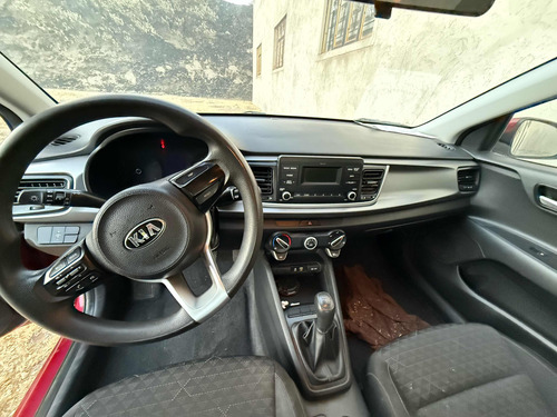 Kia Rio 1.6 L Hatchback Mt