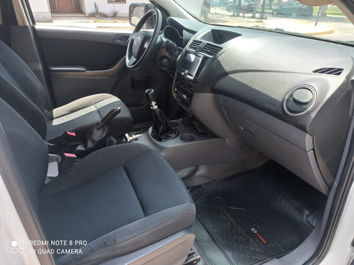 Imagen 14 de 20 de Mazda Bt-50 2017