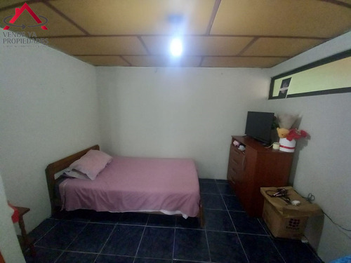 Se Vende Amplia Casa Con Local Comercial, Población Lautaro.