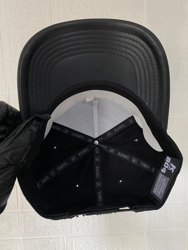 Gorra Mi Perico Mis 3 Animales Placa A Color Kamel 804 Negro Ajustable