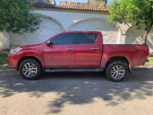 Imagen 7 de 8 de Toyota Hilux 2.8 Cd Srx 177cv 4x2 At 2017