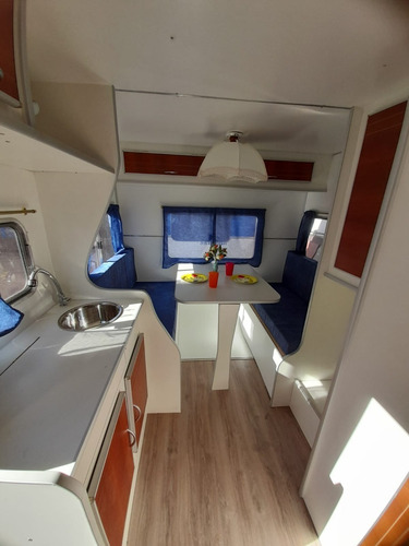 Imagen 3 de 23 de Casa Rodante 350 Clasica Lomas Camping