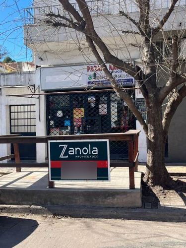 Local En Venta En Castelar Norte