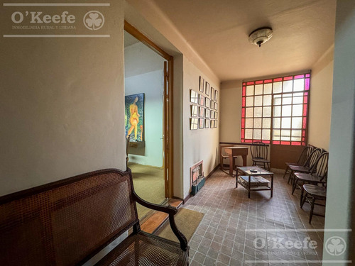 Casa En Venta - Bernal Centro