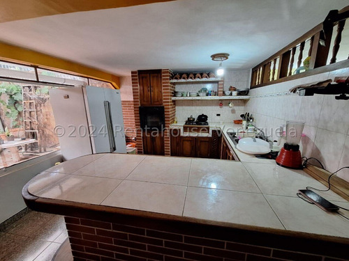 Casa Remodelada Y Ampliada Ubicada En El Trigal De Cabudare,gabriela C