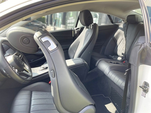 Imagen 14 de 15 de Mercedes-benz Clase E 2020 2.0 Coupe 300 Cgi At
