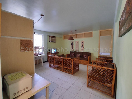 Imagen 4 de 12 de Apartamento En Venta Ocumare De La Cosata Bahia De Cata 22-19860 Df