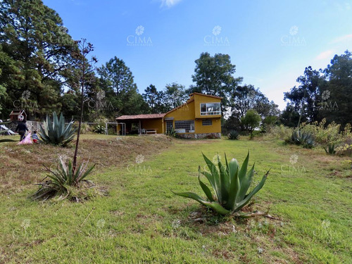Casa De Campo En Venta, Huitzilac, Morelos -  V235