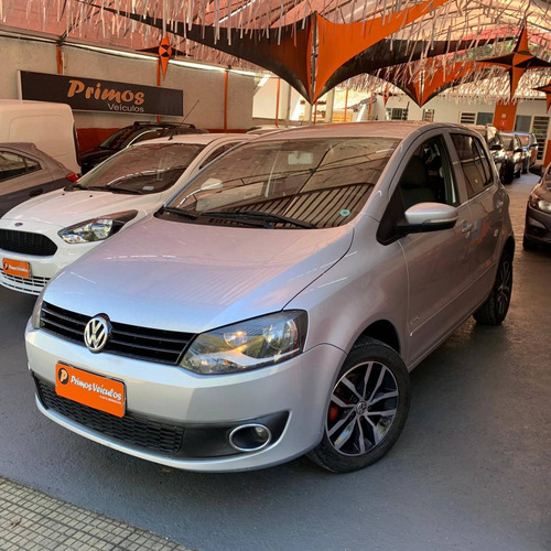 Imagem 3 de 10 de Volkswagen Fox 1.0 Mi 8v Flex 4p Manual