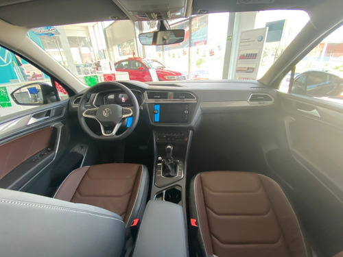 Imagen 8 de 13 de Tiguan R-line Mod 2022