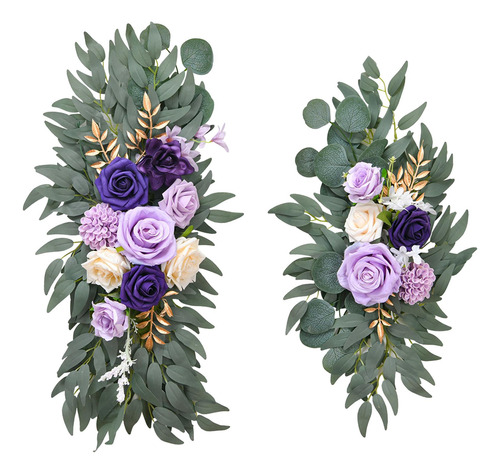 Elegante Arreglo Floral De Arco De Boda Con Follaje Verde -