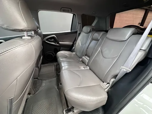 Toyota RAV4 2.4 Life 4x2