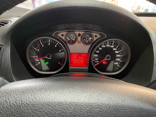 Imagen 21 de 22 de Ford Kuga 2012 2.5 Trend Mt 4x4 (ku01/ku04)
