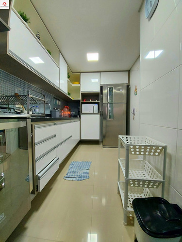 Imagem 5 de 23 de Apartamento Reformado Na Praia Das Pitangueiras - Varanda Gourmet - Prédio Novo - 3 Suítes - 2 Vagas - Guarujá/sp - Ap05993 - 69798804
