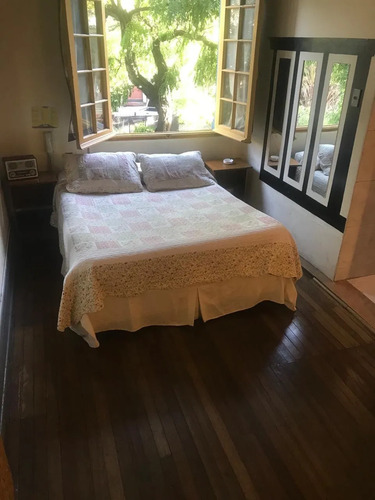 Hotel En Venta,  Santiago Centro, A Pasos De Cumming
