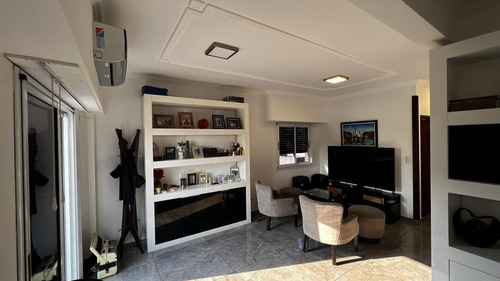 Imagen 4 de 30 de Venta Departamento 4 Amb Moron