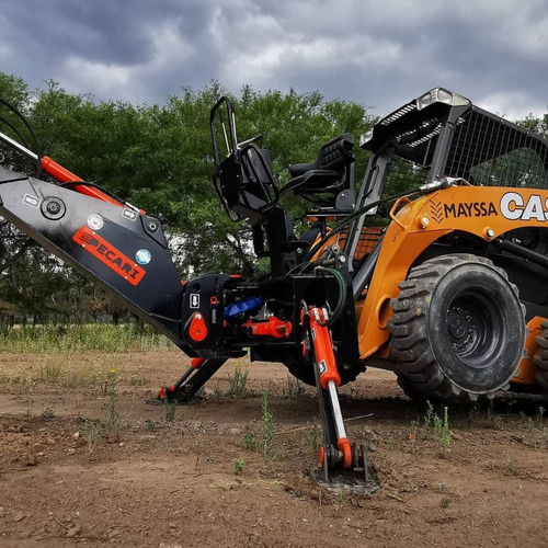 Implemento Excavador Extreme Pecarí Para Minicargadora-re450