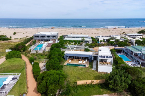 Venta Casa A Estrenar 3 Dorm En Suite Club De Mar Jose Ignacio (cm125)