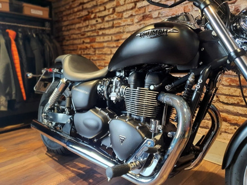 Imagen 4 de 15 de Triumph Speedmaster 900 Unica !! Solo 1.800 Km !! Bamp Group