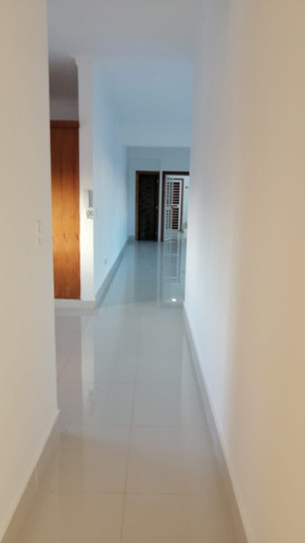 Imagen 2 de 5 de Venta. Apartamento En Torre Moderna En El Ensanche (c-168)