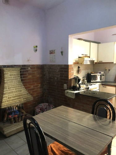 Imagen 4 de 16 de Casa Ph En Venta En La Tablada