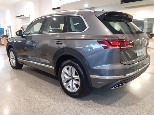 Volkswagen Touareg Tdi V6 2021 Física - Única En El País!!!