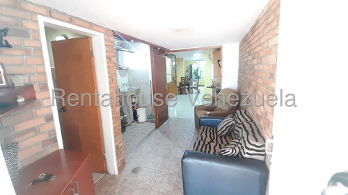 Rafael Gamarra Alquila Excelente Casa, Be13096, Encantadora Casa Cuenta Con 2 Habitaciones, Increíbles Áreas Sociales Con Piscina Y Parque, Perfectas Para Relajarte Y Compartir Momentos Especiales.