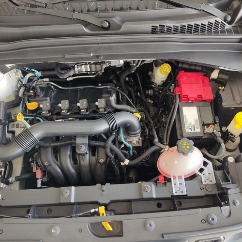 Imagem 10 de 10 de Jeep Renegade Renegade Sport 1.8 4x2 Flex 16v Aut. Flex Aut