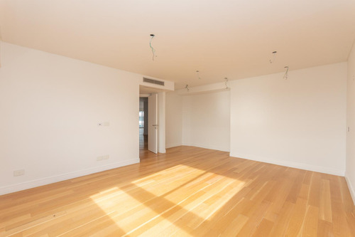 3 Ambientes En Venta La Lucila. Departamento De Lujo