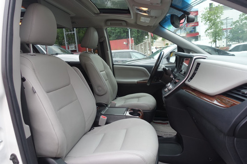 Imagen 11 de 13 de Toyota Sienna Limited 2015