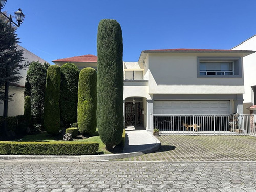 Casa Venta Residencial En Providencia Dentro Del Conjunto De Doble Seguridad Frente A Town Square
