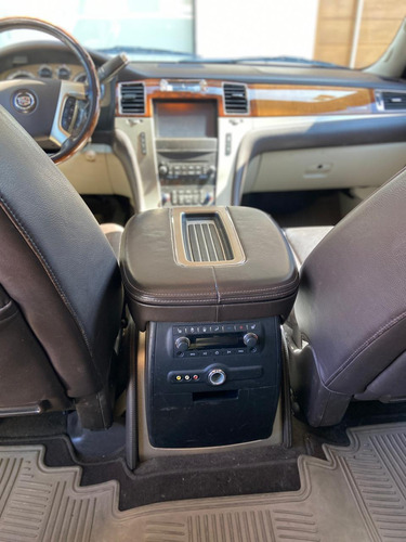 Cadillac Escalade 6.2 Paq P Plinum 4x4 At