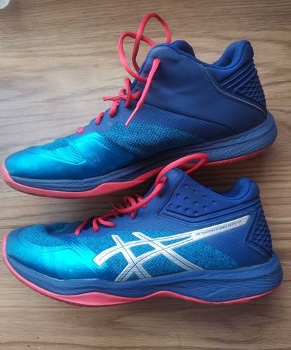 Zapatillas De Volleyball Asics Como Nuevas