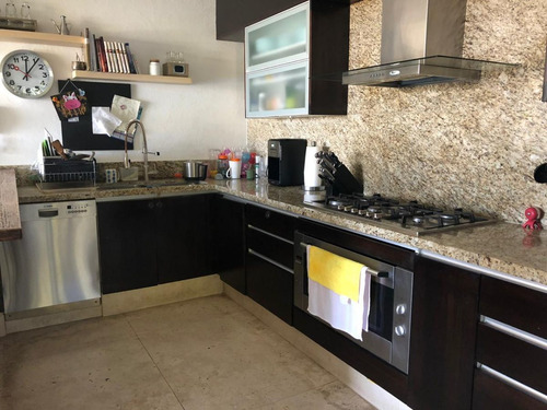 Preciosa Residencia En Real De Juriquilla, Jardín Y Alberca Privada, 3 Recámaras