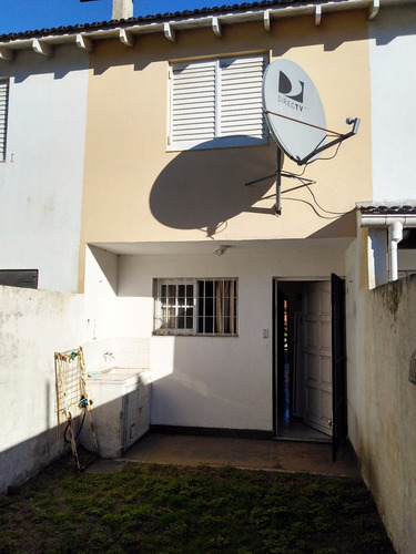 Imagen 9 de 13 de Duplex Al Frente - Calle 84 N° 115 Mar Del Tuyu