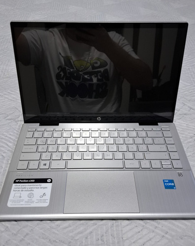 Notebook Hp X360 Convertible 2 En 1, I3 11va, 8gb, 250 Ssd Plateado (Usado)